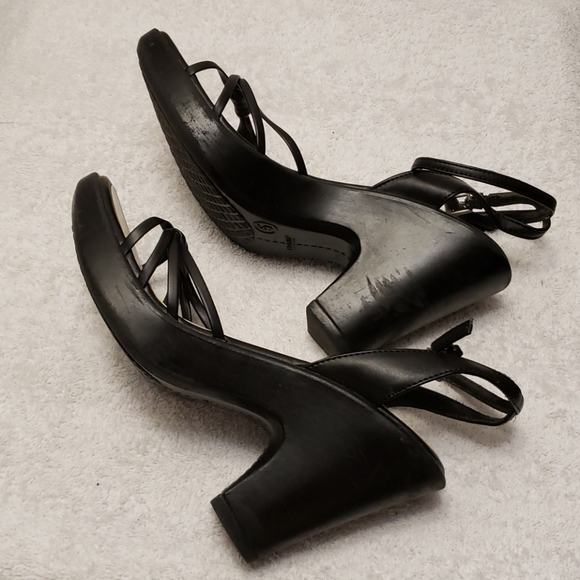 Fioni black thin ankle strap sandals, 5 - Picture 5 of 15